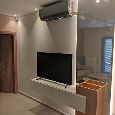 Pink Rose Luxury And Comfort Apartment At The Centre Of Превеза Екстериор снимка