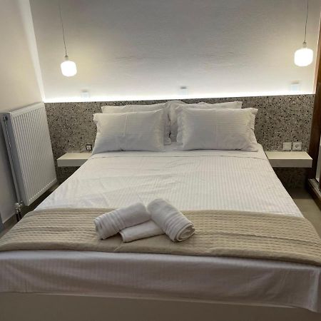 Pink Rose Luxury And Comfort Apartment At The Centre Of Превеза Екстериор снимка
